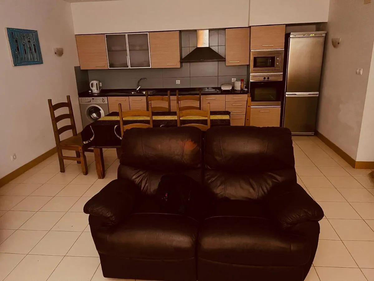Apartamento T2 Equipado Vila Verde Santa María