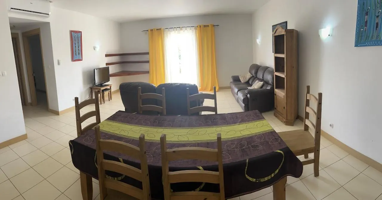 Apartamento T2 Equipado Vila Verde Santa Maria